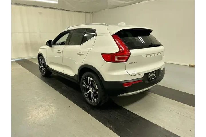 $28411 : Volvo XC40 2022 AWD T5 Inscr image 7