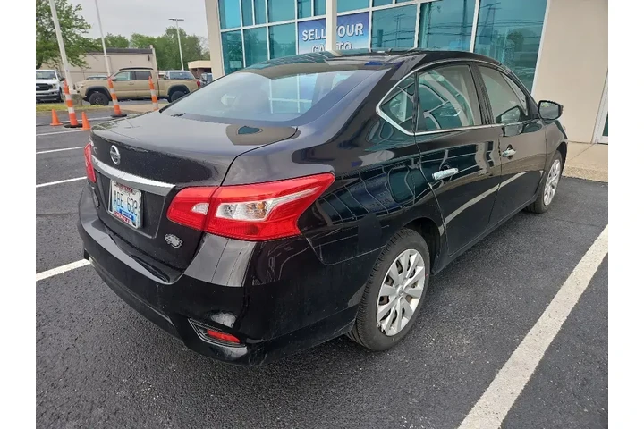 $6888 : Nissan Sentra 2018 S 4dr Sed image 8