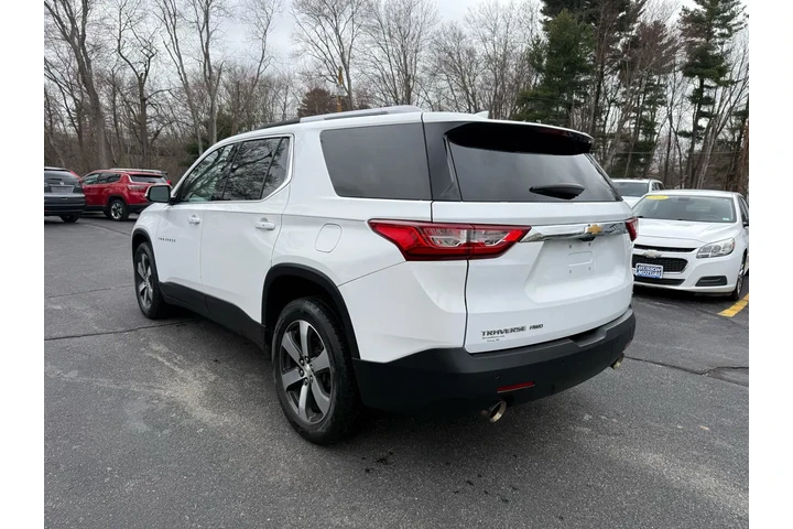$14999 : 2018 Traverse LT image 7