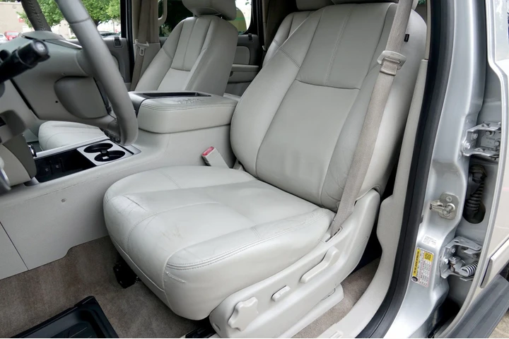 $9490 : 2013 Tahoe LT image 6