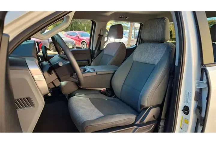 $37406 : Ford F-150 2023 4x4 XL 4dr S image 10