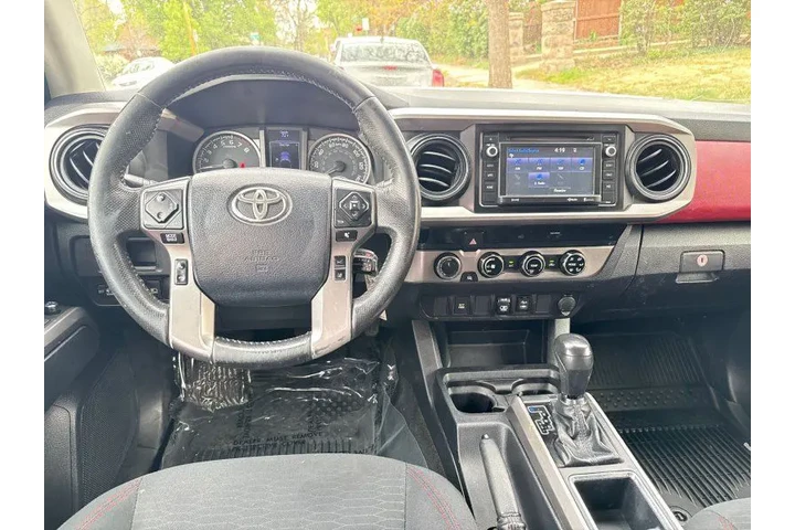 $25995 : 2018 Tacoma SR5 V6 image 7