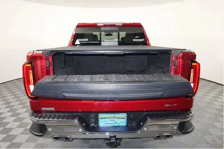 $29993 : GMC Sierra 1500 2019 4x4 SLT image 6