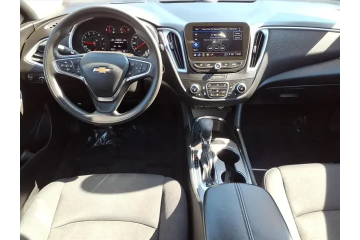 $16550 : Chevrolet Malibu 2024 LT 4dr image 9