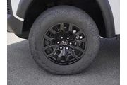 $38676 : Chevrolet Colorado 2024 4x4 thumbnail