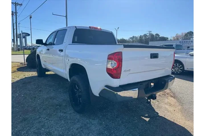 $39999 : Toyota Tundra 2019 4x4 SR5 4 image 8