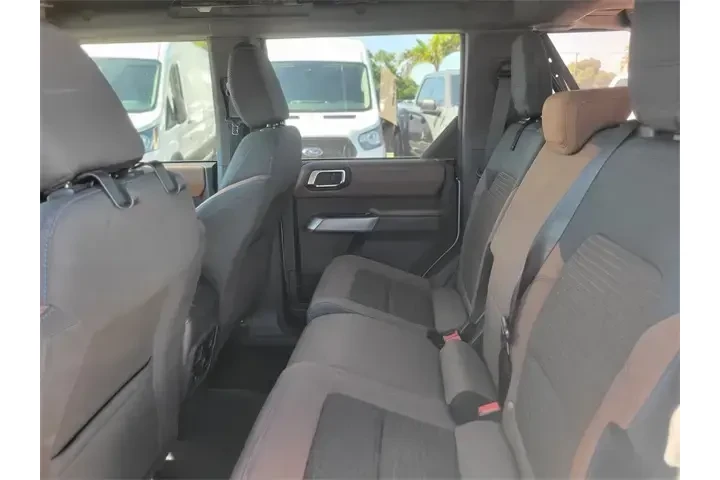 $37991 : Ford Bronco 2023 4x4 Outer B image 9