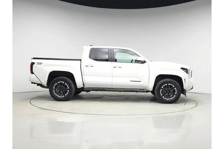 $35998 : Toyota Tacoma 2024 4x2 TRD S image 7