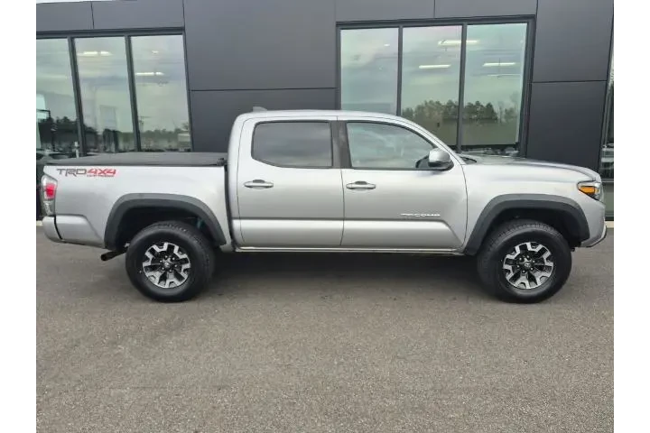 $32485 : Toyota Tacoma 2021 4x4 TRD S image 5