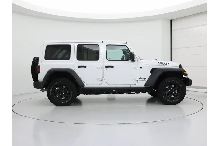 $32998 : Jeep Wrangler 2023 4x4 Willy image 7