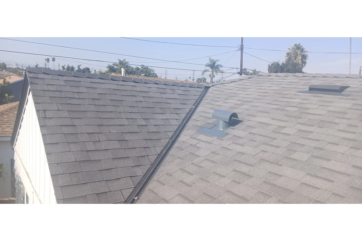 Busco trabajo de Roofing image 6