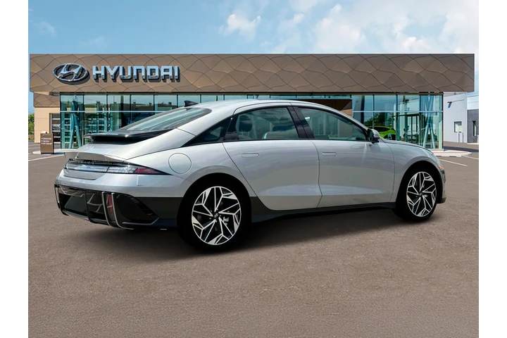 $31985 : Hyundai IONIQ 6 2024 Limited image 8