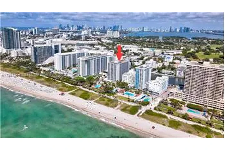 $4800 : Rental property with 2 bedro image 1