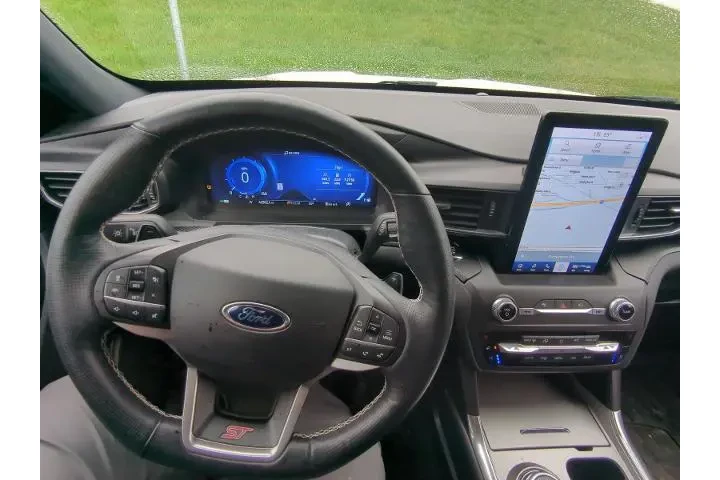 $31490 : Ford Explorer 2020 AWD ST 4d image 6