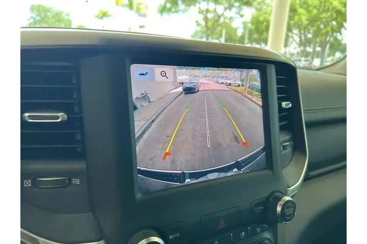 $37987 : Ram 1500 2022 4x4 Laramie 4d image 9