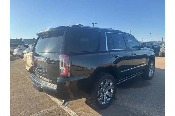 $20980 : GMC Yukon 2016 4x4 Denali 4d image 5