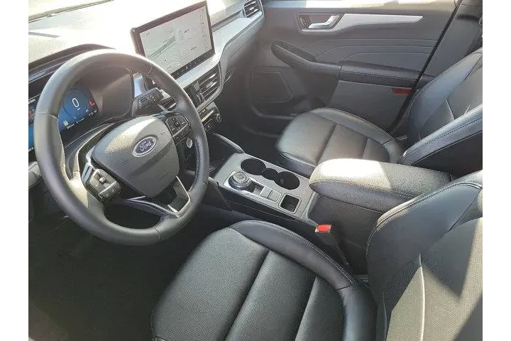 $26000 : Ford Escape Hybrid 2023 Plat image 3