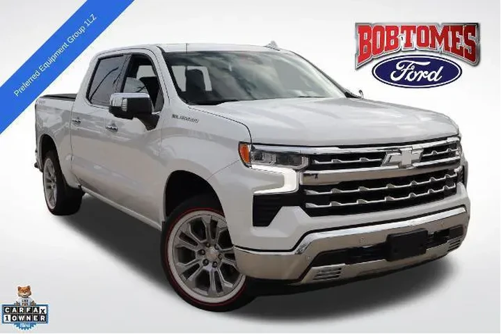 $39995 : Chevrolet Silverado 1500 202 image 1