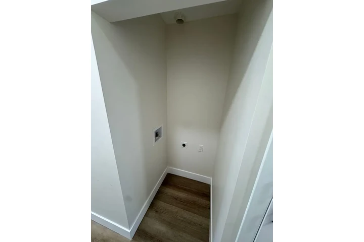 $900 : Encantadora casa de 3 dormitor image 2