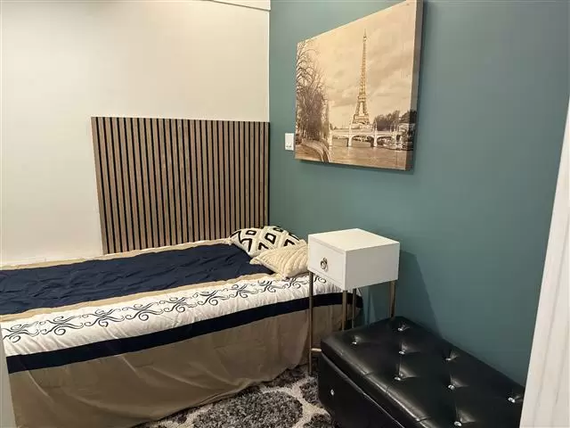 $750 : Cuarto con baño privado image 1