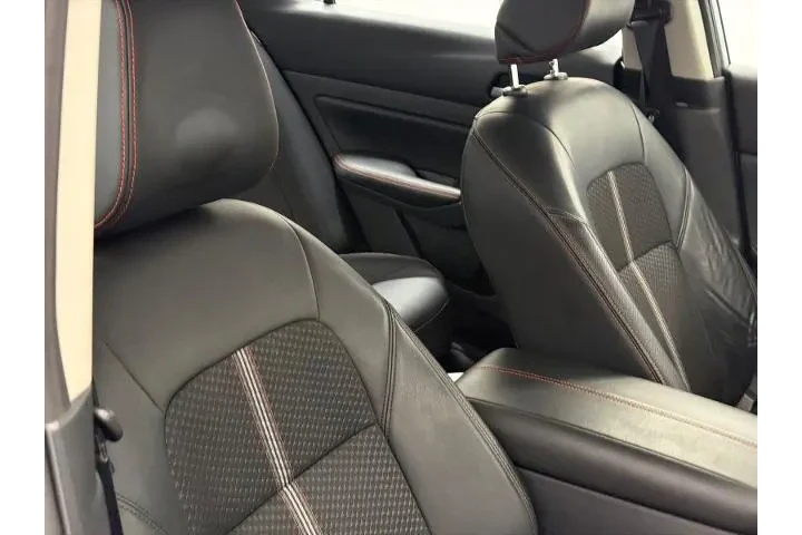 $22000 : Nissan Altima 2023 2.5 SR 4d image 9