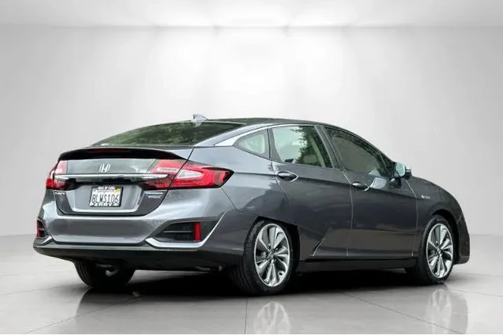 $18777 : Honda Clarity Plug-In Hybrid image 3