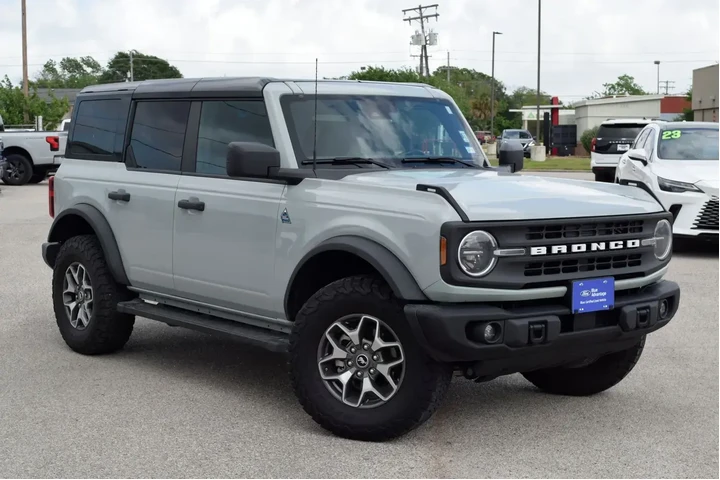 $40000 : Ford Bronco 2024 4x4 Black D image 3