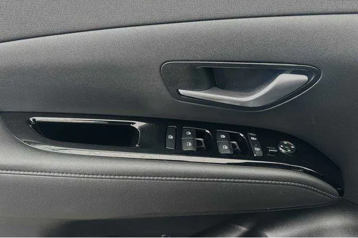 $24921 : Hyundai TUCSON Hybrid 2023 A image 8