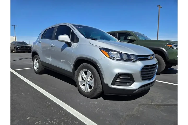 $17991 : Chevrolet Trax 2022 LS 4dr C image 1