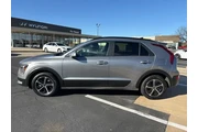 $22048 : Kia Niro 2023 EX 4dr Crossov thumbnail