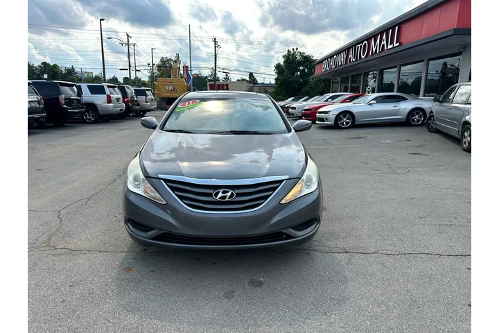 $4980 : 2011 Sonata 4dr Sdn 2.4L Auto image 6