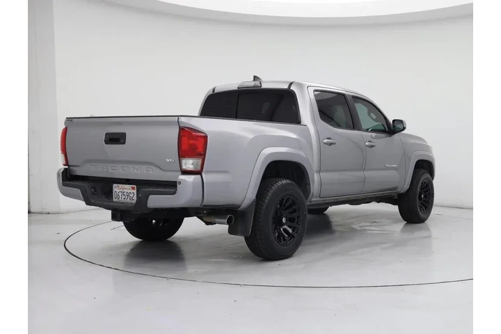 $30998 : Toyota Tacoma 2017 4x2 TRD S image 8