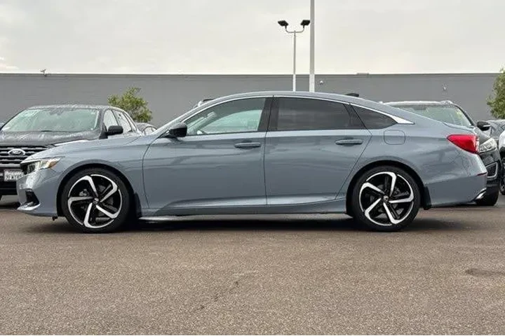 $25700 : Honda Accord 2022 Sport Spec image 9