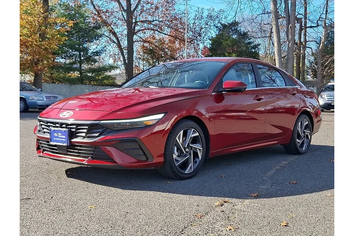 $17995 : Hyundai ELANTRA 2024 Limited image 3