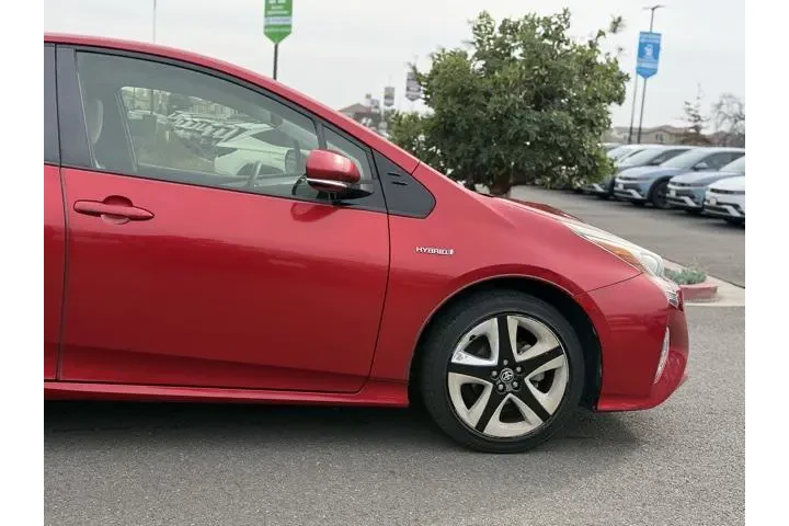 $15522 : Toyota Prius 2016 Three Tour image 9