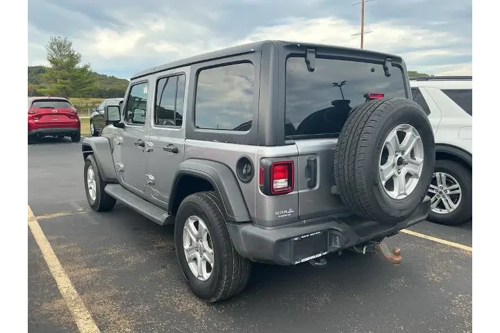 $28950 : Jeep Wrangler Unlimited 2021 image 6