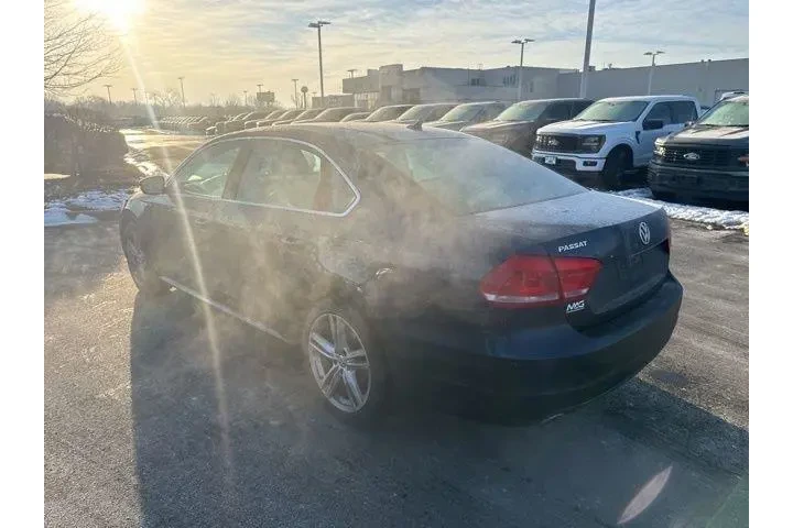 $9000 : Volkswagen Passat 2014 2.0L image 4