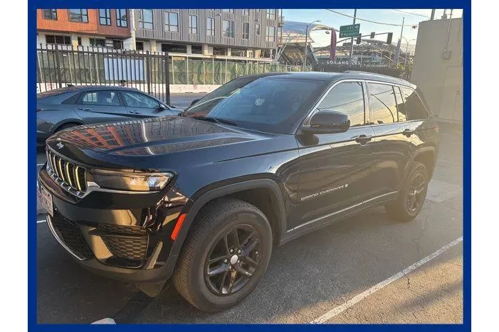 $29216 : Jeep Grand Cherokee 2023 4x2 image 4