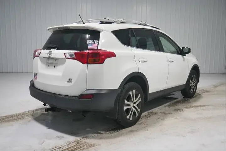 $14500 : Toyota RAV4 2015 AWD LE 4dr image 5