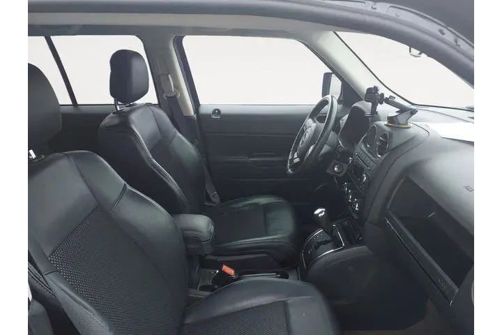 $9561 : Jeep Patriot 2016 4x4 Sport image 9