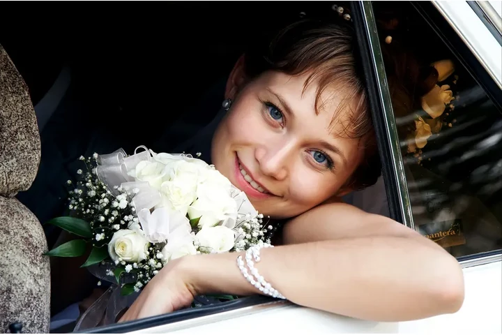 Luxury Wedding Limo Service Bo image 1