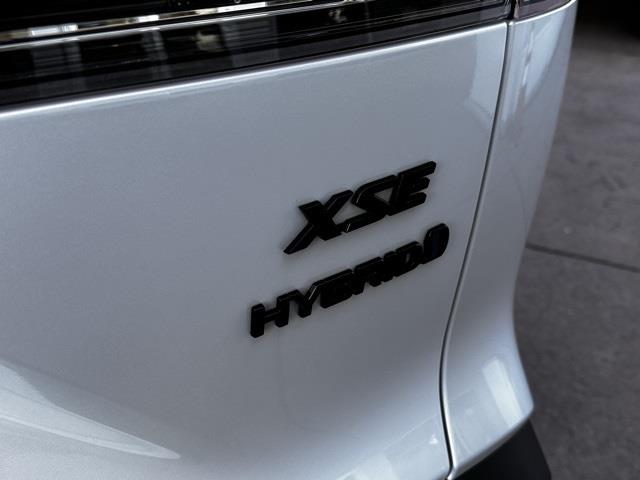 $34719 : 2024 Corolla Cross Hybrid XSE image 10
