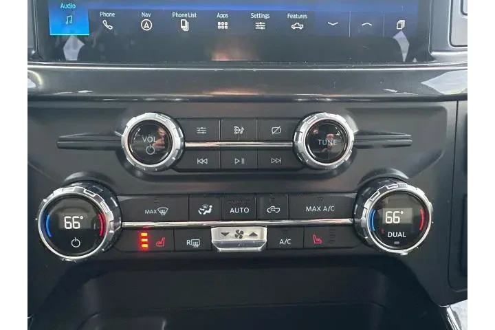 $33000 : Ford F-150 2021 4x4 XLT 4dr image 6