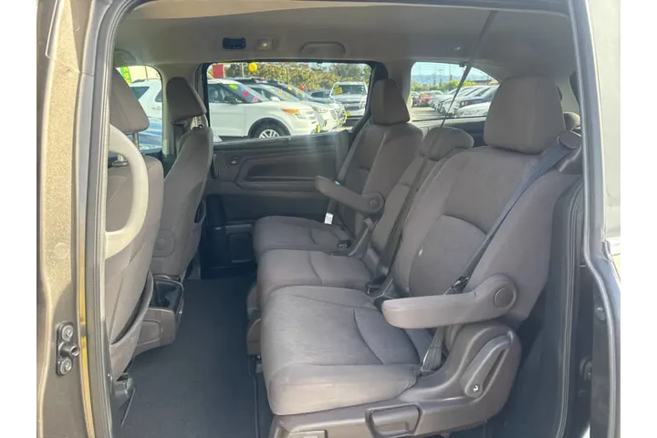 $18999 : 2018 Odyssey EX image 8