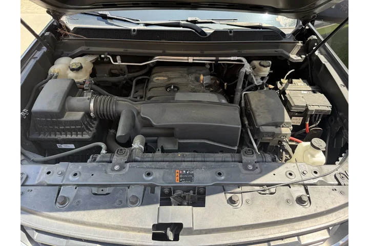 $9000 : 2017  Colorado Crew Cab Pickup image 9