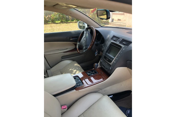 $6000 : Vendo mi Lexus GS350 image 2
