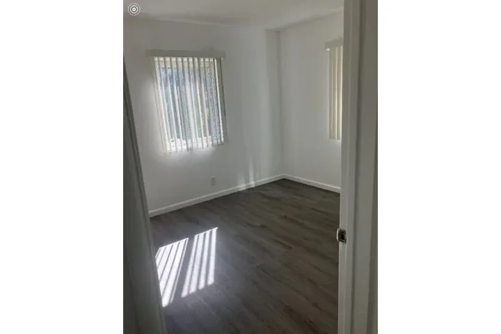 RENTO APARTAMENTO en📍Newhall image 5