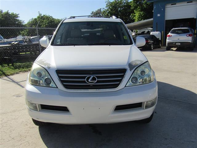 $12895 : 2005 GX 470 image 8