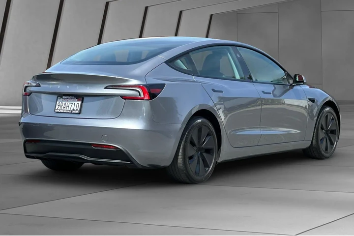 $36700 : Tesla Model 3 2025 Long Rang image 4