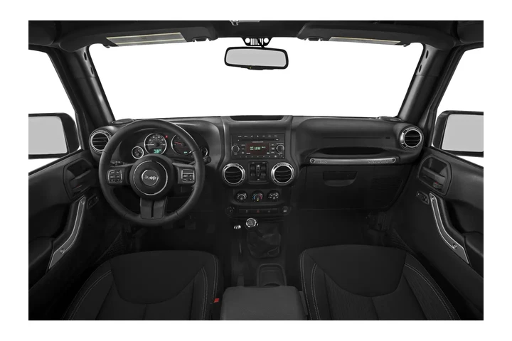$19949 : 2015 Wrangler Unlimited Sahara image 5
